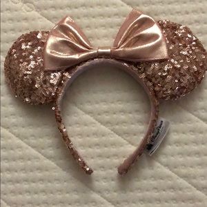 Authentic rose gold Minnie Mouse ears